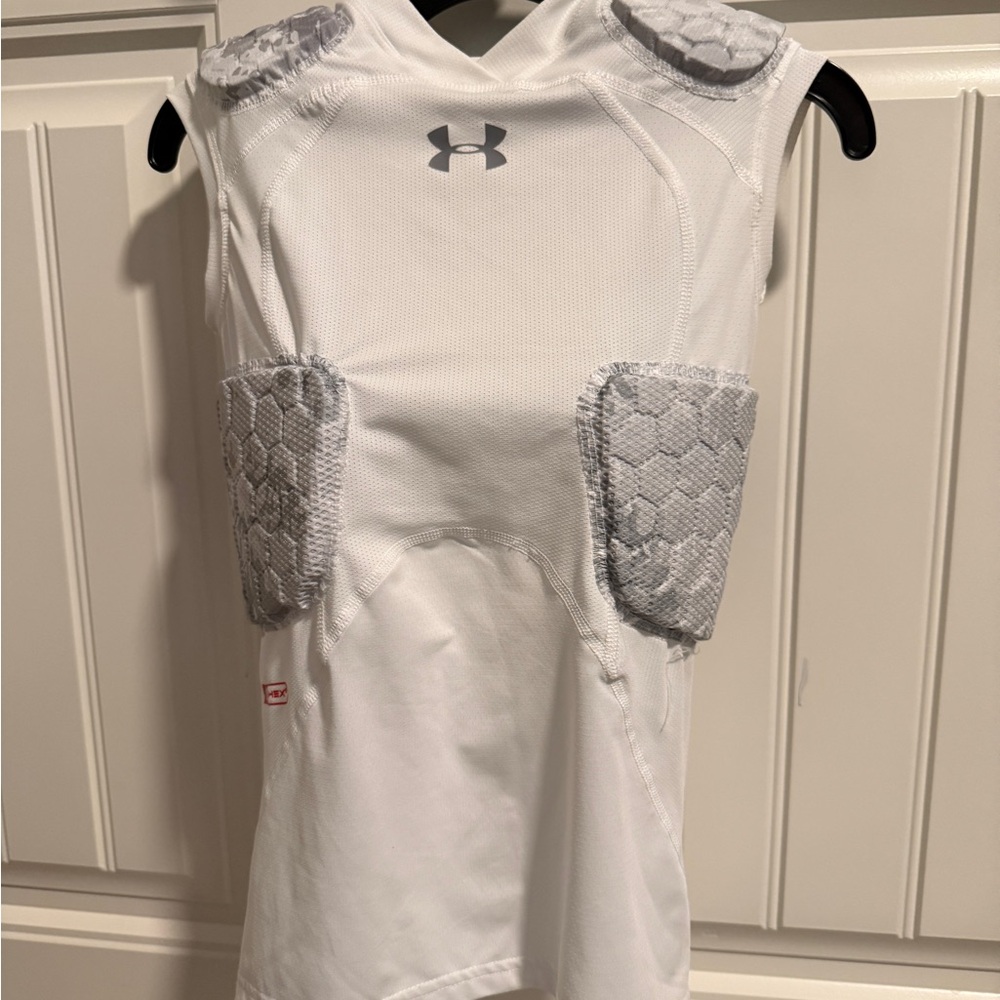 Under Armour Youth Gameday Armour Pro 5-Pad Top